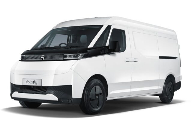 高性能1トン積載クラス商用EV「F11シリーズ」に「3人乗りミドルルーフ仕様」が新登場