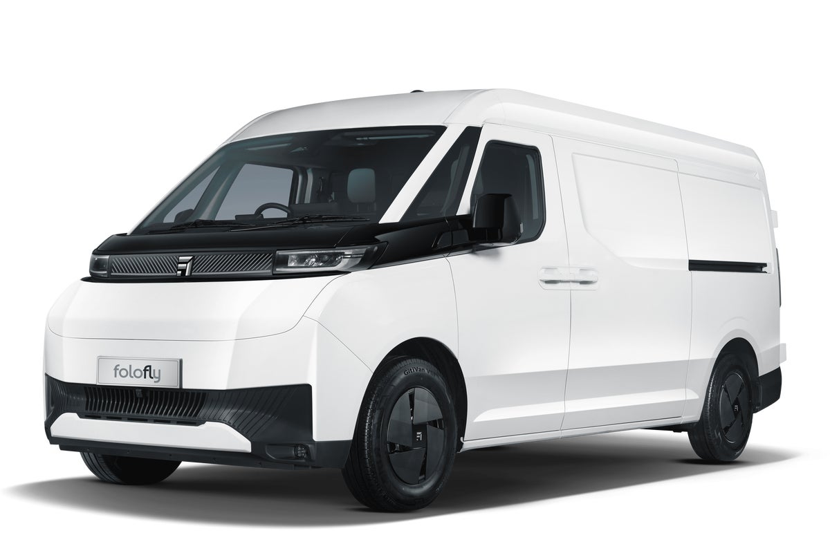 高性能1トン積載クラス商用EV「F11シリーズ」に「3人乗りミドルルーフ仕様」が新登場