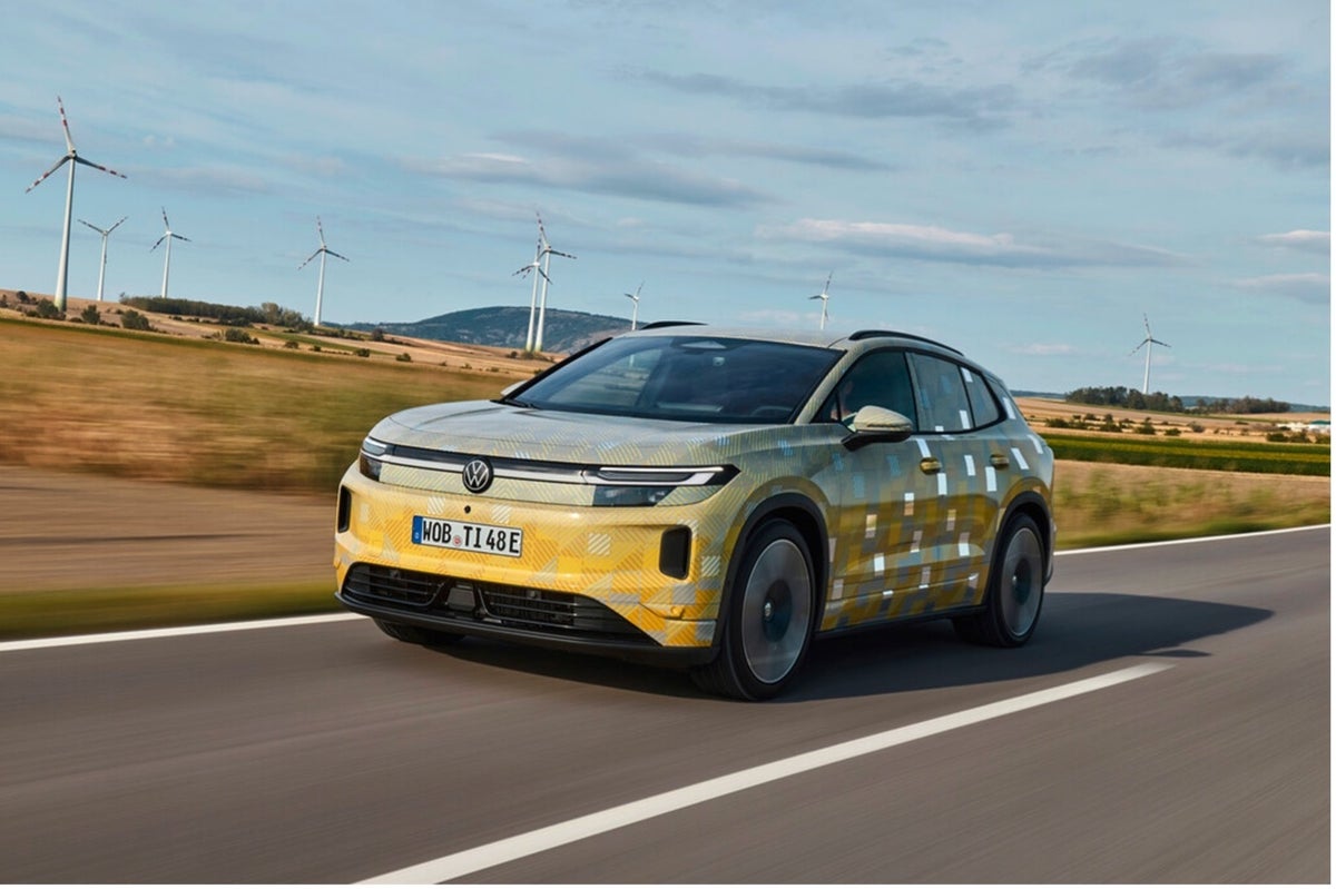 フォルクスワーゲンのベストセラー モデルが電気自動車に:新型「ID. Tiguan」を世界初公開 (日本語訳)